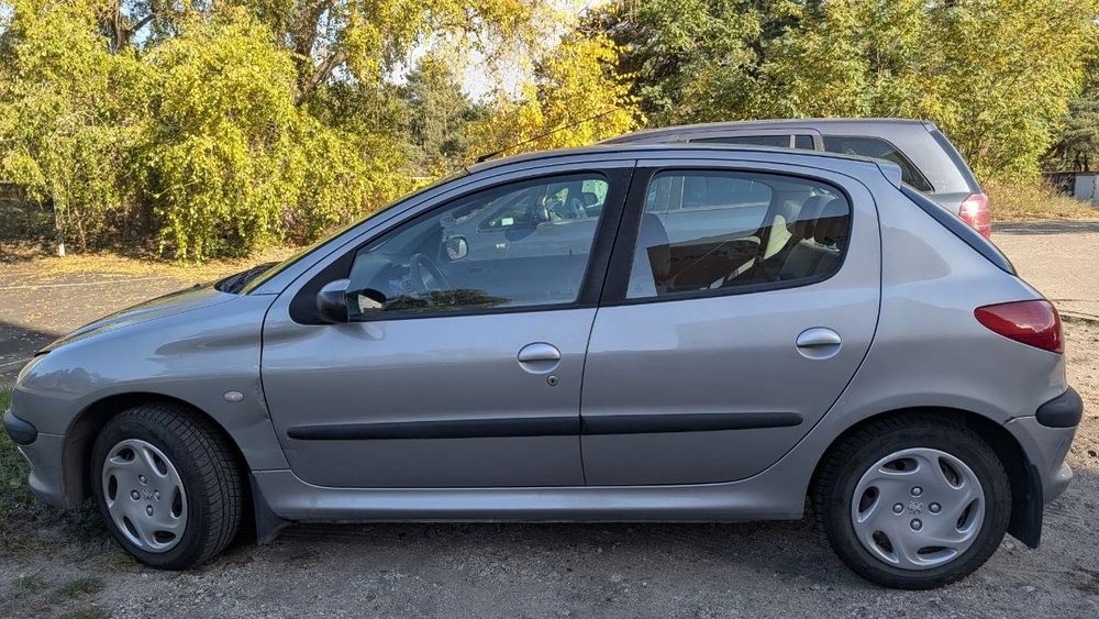 Peugeot 206