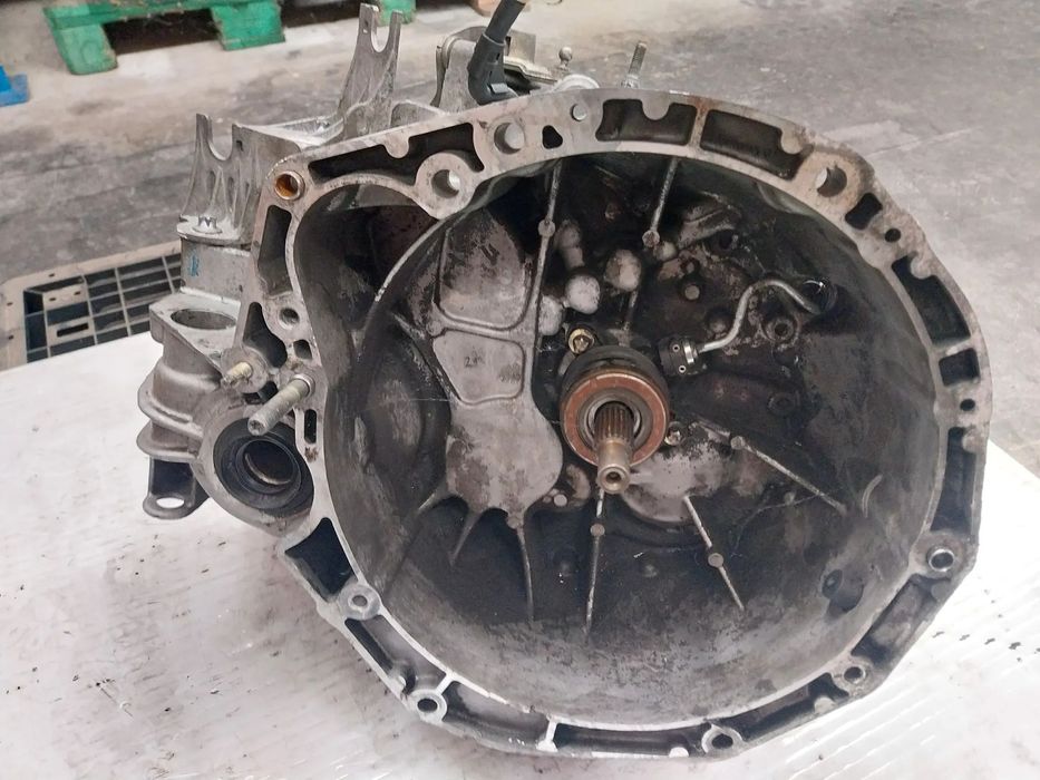 Caixa velocidades Renault 2.0 dci Ref: ND0 001