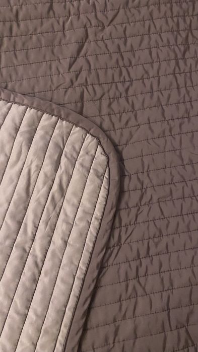 Colcha IKEA casal com 2 capas almofada