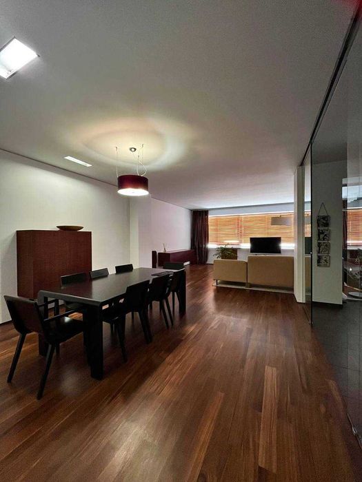 Продаж 3к квартири 140 кв. м на вул. Вернадського Володимира