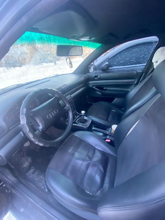 Ауди а4б5.  В одной семье с 2003 года