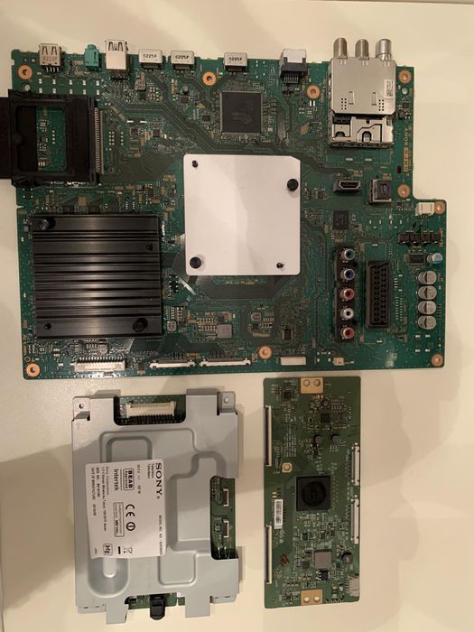 KD-55XD7005. Материнська плата, блок живлення в комплекті.