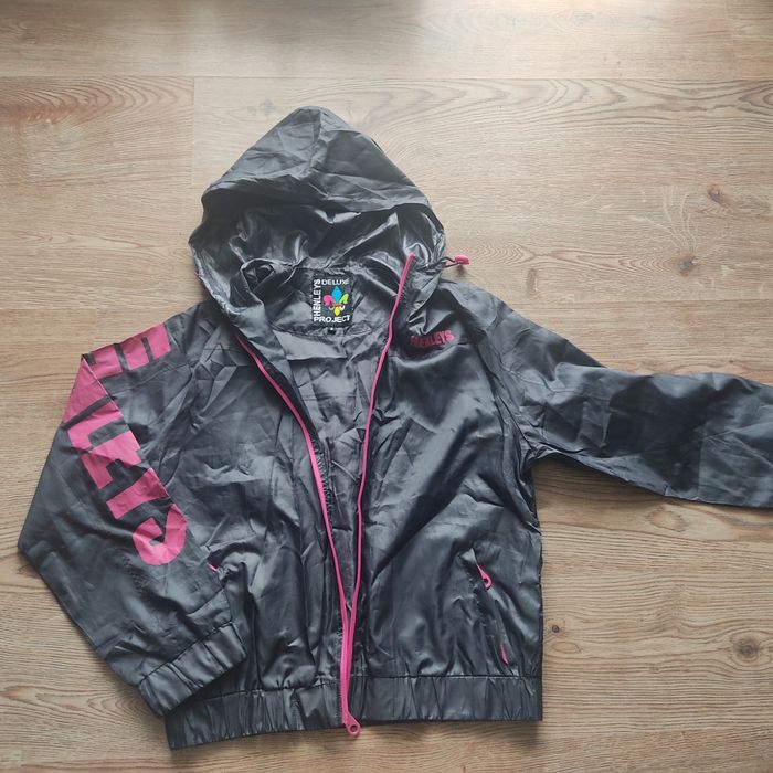 Kurtka do biegania i na rower. Henleys.