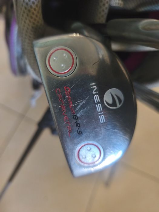 Full set of mens golf clubs in bag
