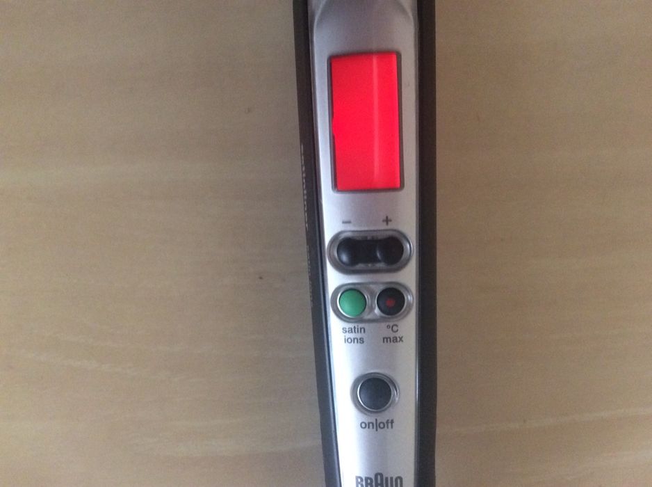 Выпрямитель волос Braun Satinlener ions (ионизирующий)