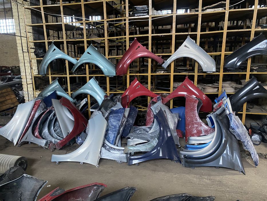 Крило Крыла Рено Меган2 Сценік2 Renault Megane Scenik2