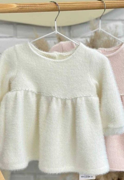 Тепленьке плаття на дівчинку