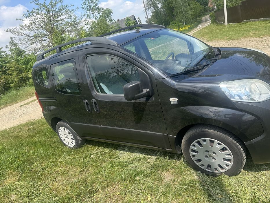 Продам Пежо Біппер легковий пасажир 5 місний в хорошому стані 126 тис пробігу