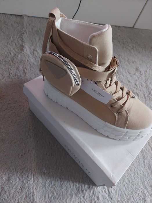 Buty damskie rozm 39 beżowe
