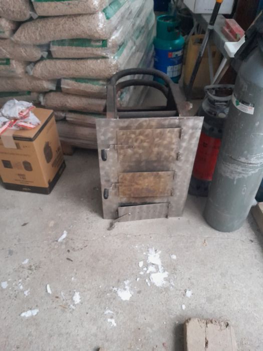 Piec wraz z górnym rusztem