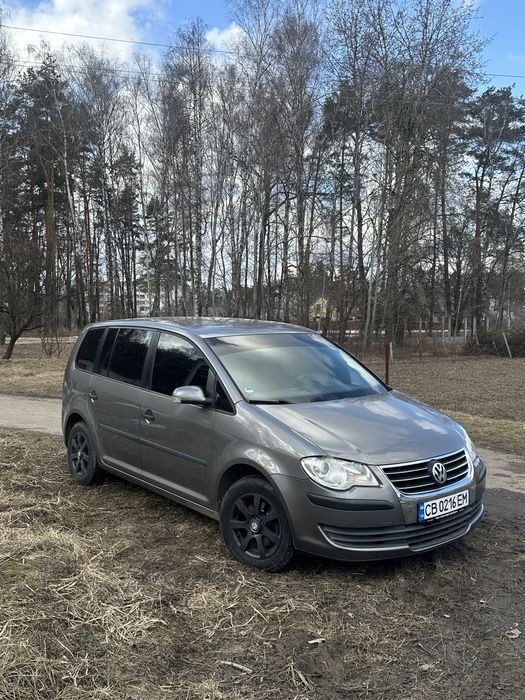 Volkswagen Touran, 2009 рік