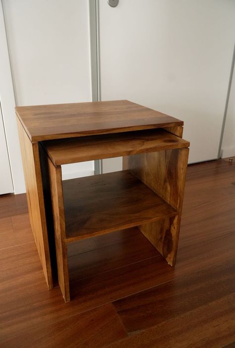 Conjunto de 2 Mesas Auxiliares Encaixe em Pau-Rosa Bombay