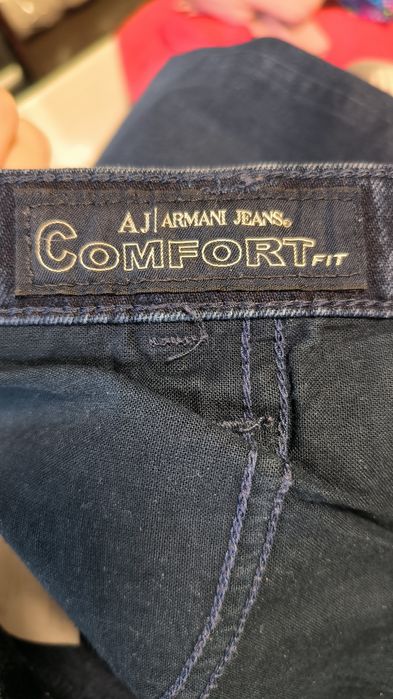 Джинси Armani , ідеальний стан