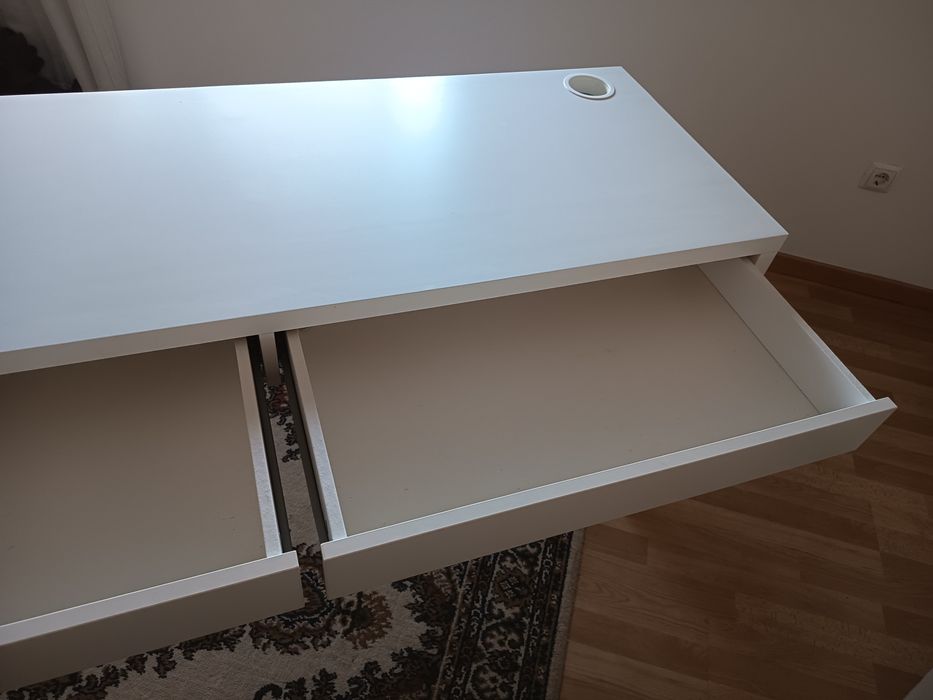 Secretaria IKEA micke