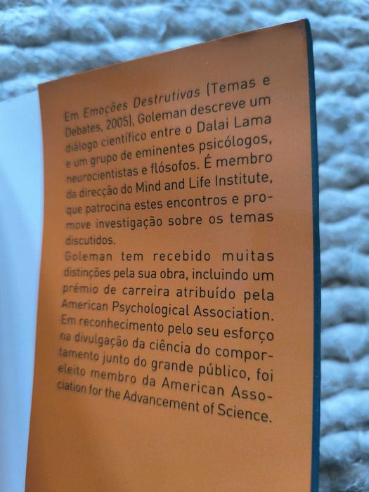 "Inteligência Social  ciência do relacionamento humano" Daniel Goleman