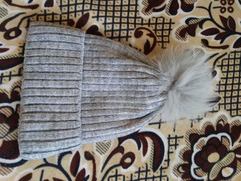 Шапки для дівчинки