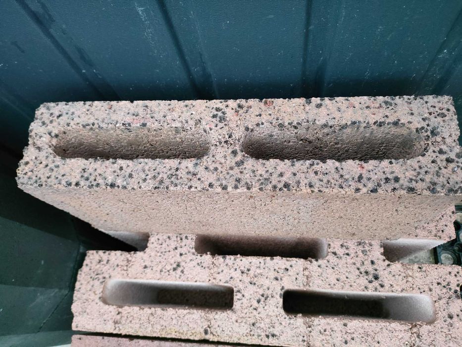 keramzyt bloczki pustaki keramzytowe budowa sciany mur budownictwo