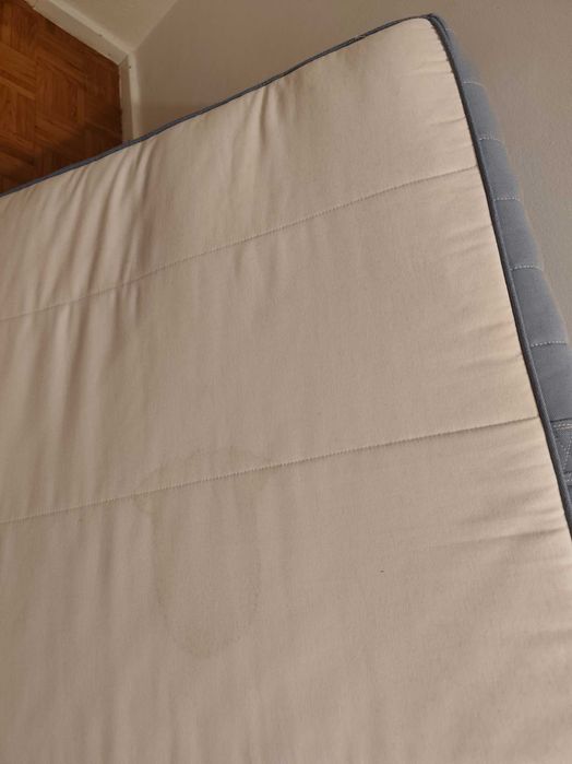 Cama sommier e colchão criança