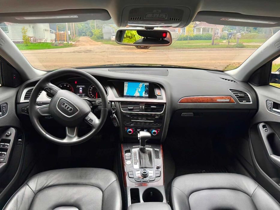 Audi A4 quattro Premium Plus      2014