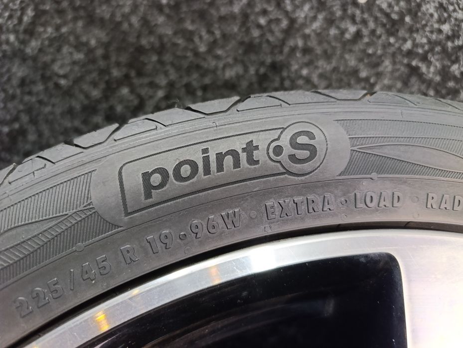 Шини 225/45R19 Points Summer