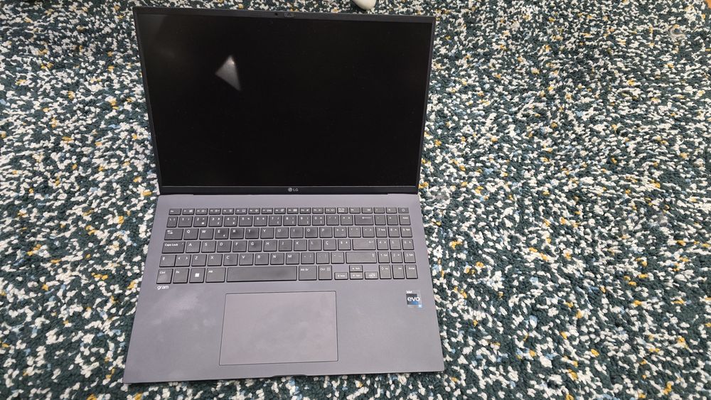 Portátil LG Gram 16Z90Q-G.AA73P i7-1260P (i7 16gb ram)