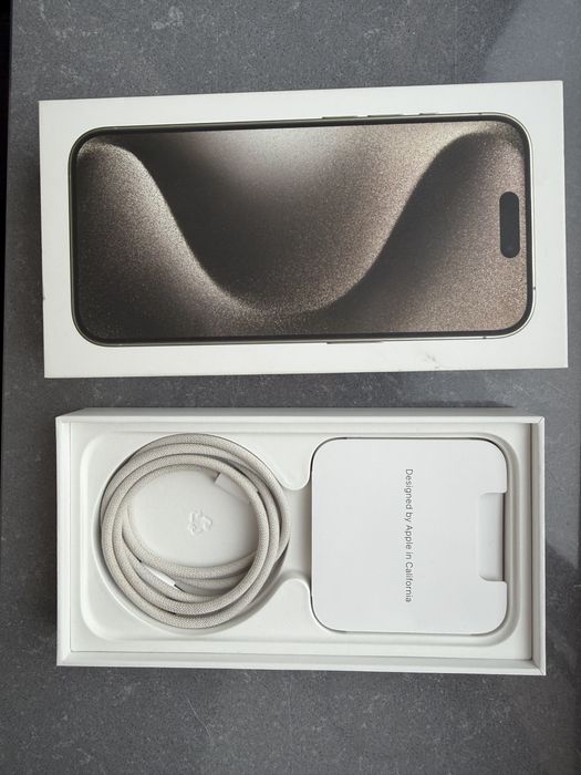 iPhone 15 Pro 256 GB, Srebrny, Bateria 88%, stan bdb