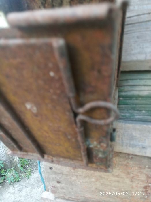 Старинный уличный фонарь