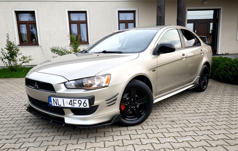 Mitsubishi Lancer