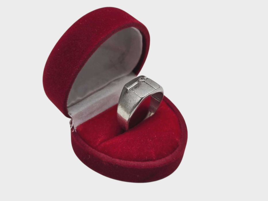 Srebrny męski sygnet 925 - 4,26g - r.20