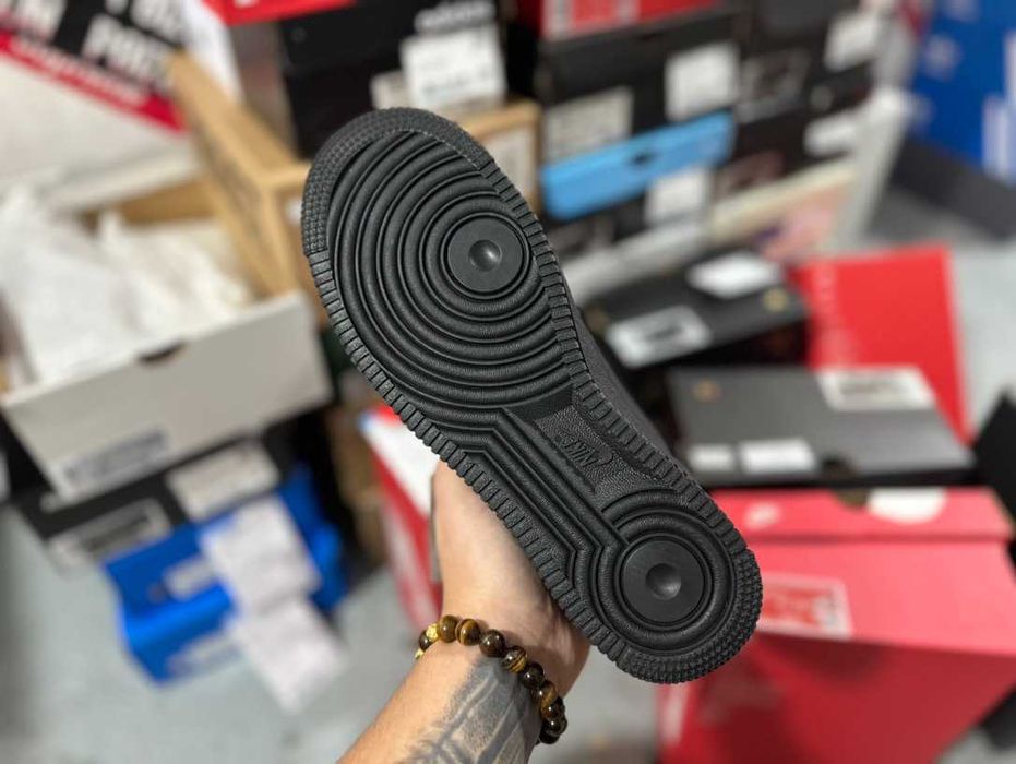 Nike_Air_Force_1_Low_'07_Black męskieTrampki r.38.5