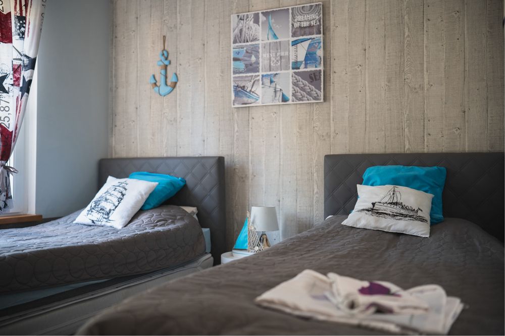 Domek Warmia I Mazury nad jeziorem Symsar, pomost , łódka