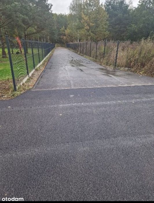 Duża działka z pozowleniem na budowę