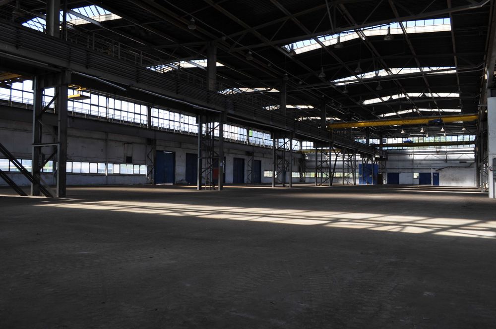 Wynajem hali produkcyjno - magazynowej 3239m2