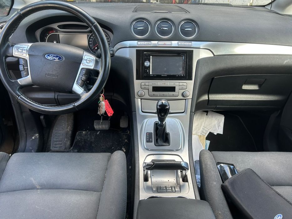 Ford S-max 2,3 benzyna automat