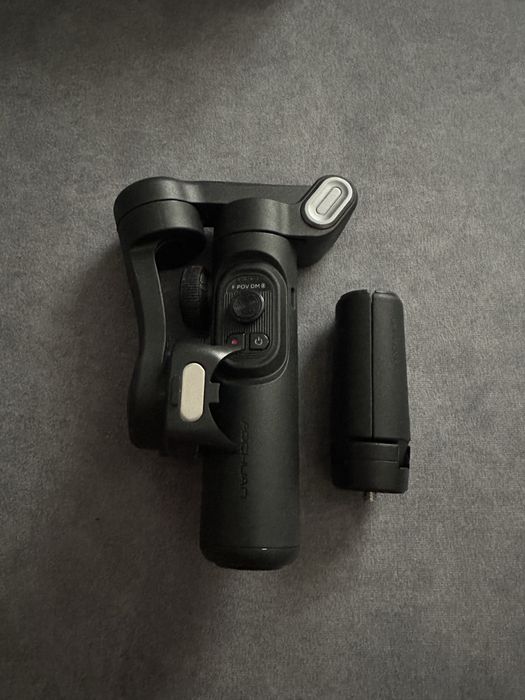 Gimbal-stabilizator do telefonu