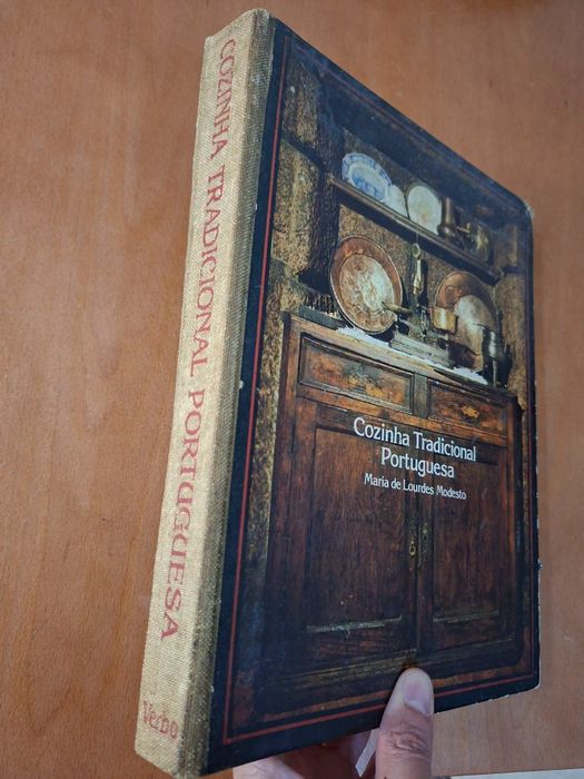Cozinha tradicional portuguesa 1° Edição