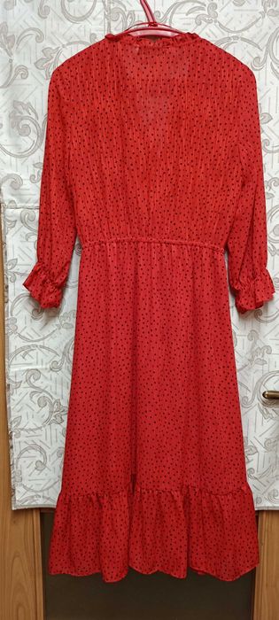 Сукня червона в чорний горошок, нарядна