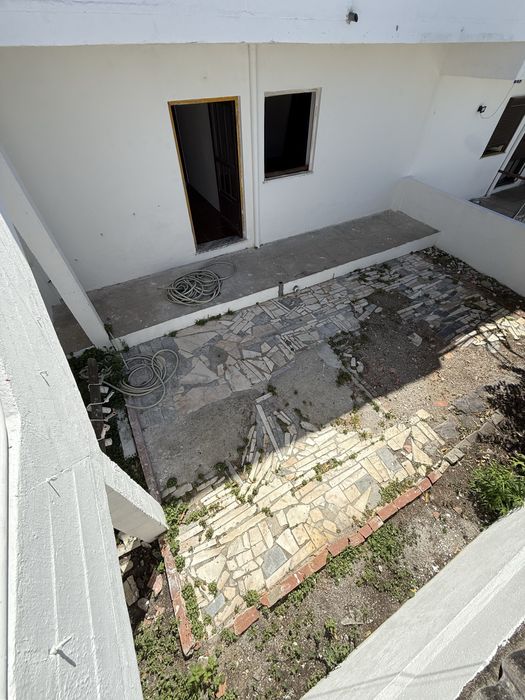 Moradia Bi-Familiar T2 Bairro de Almeirim