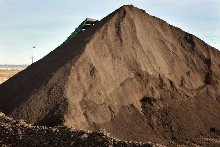 Najlepszej jakości ziemia do trawników, rabatów BIELSKO- BIAŁA 12ton