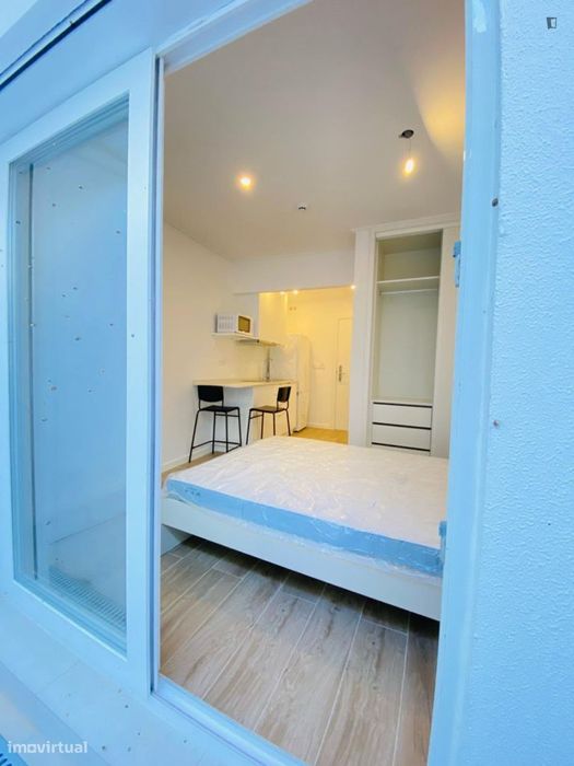 Estúdio - localizado em Caparica Lisbon