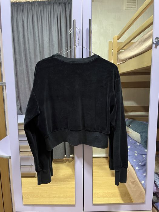 велюрова толстовка вкорочена