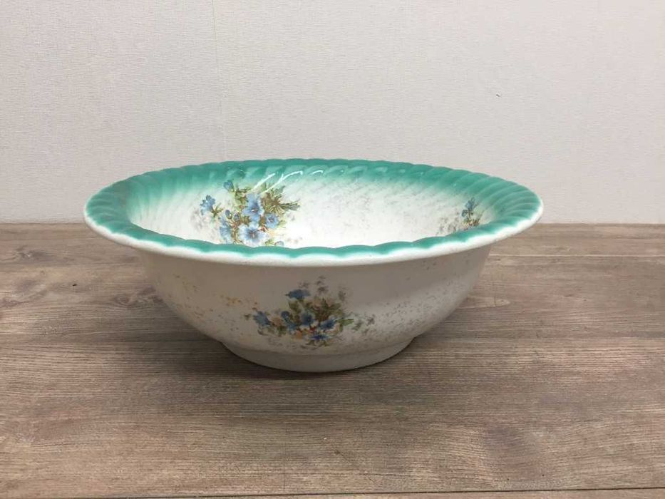 Antiga Lavanda e Gomil Sacavém em Faiança Decorada – Peça de Coleção