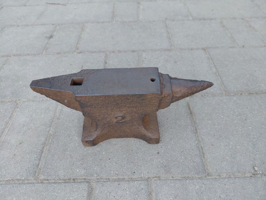 Kowadło jednorożne 9 kg