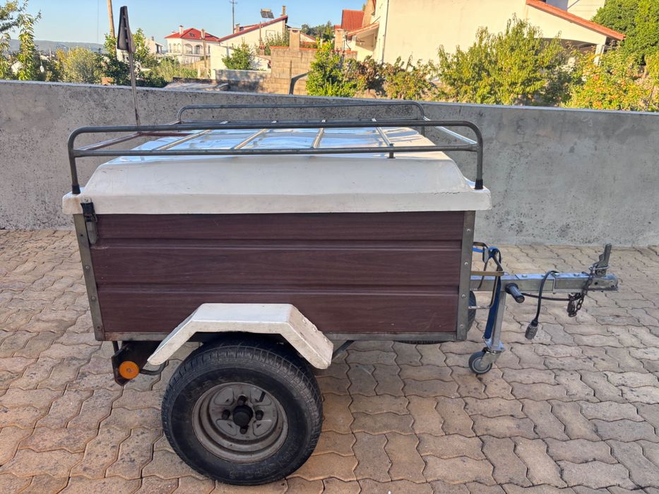 Atrelado transporte de cães