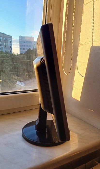 МОНИТОР LG flatron V1942S-SF Б/У