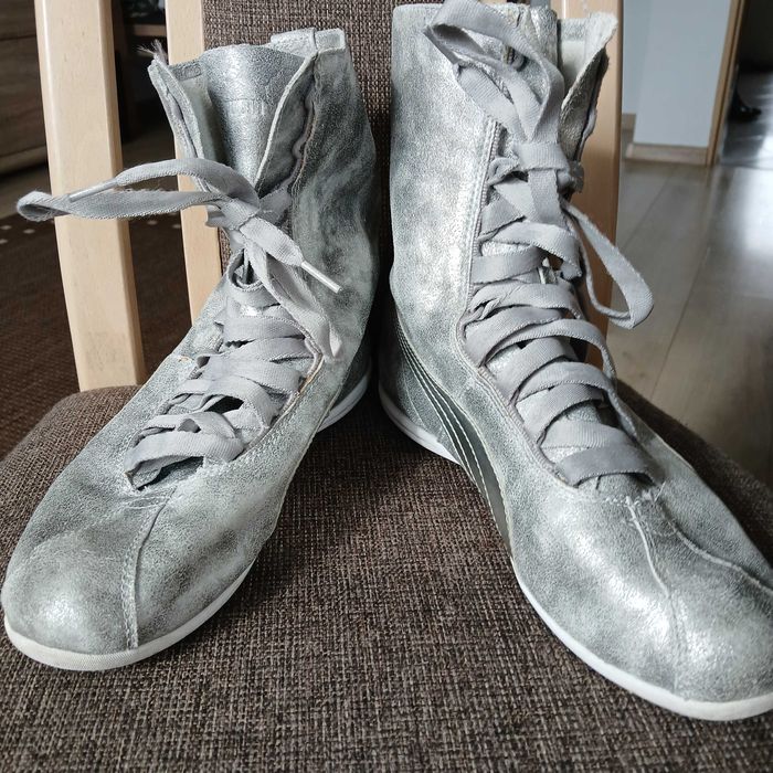Buty sportowe bokserki srebrne