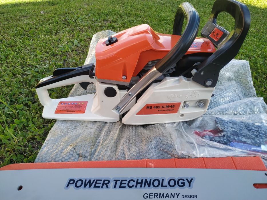 Продам Бензопилу