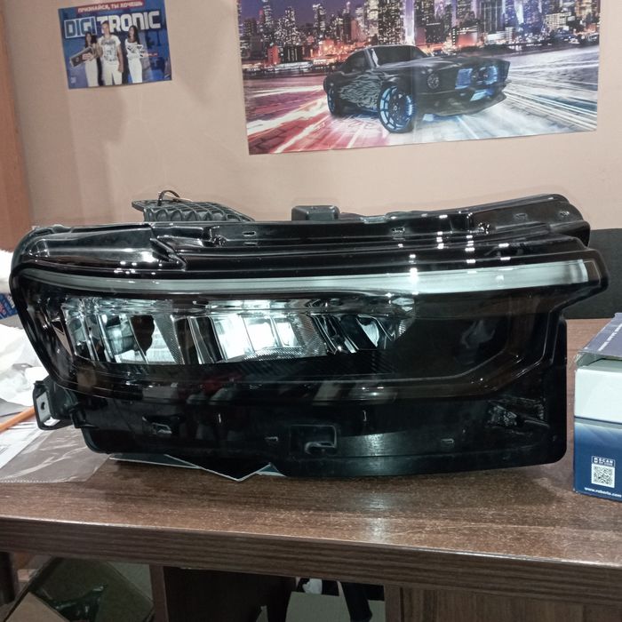 Фара права ліва  BASE Jeep Grand Cherokee WL 22-