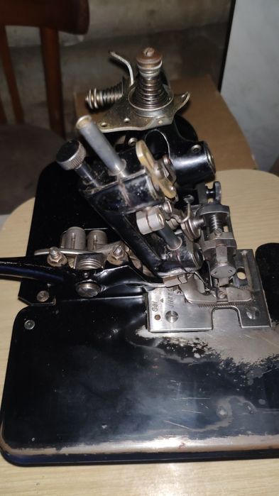 maszyna do szycia,overlock Mauser Spezial