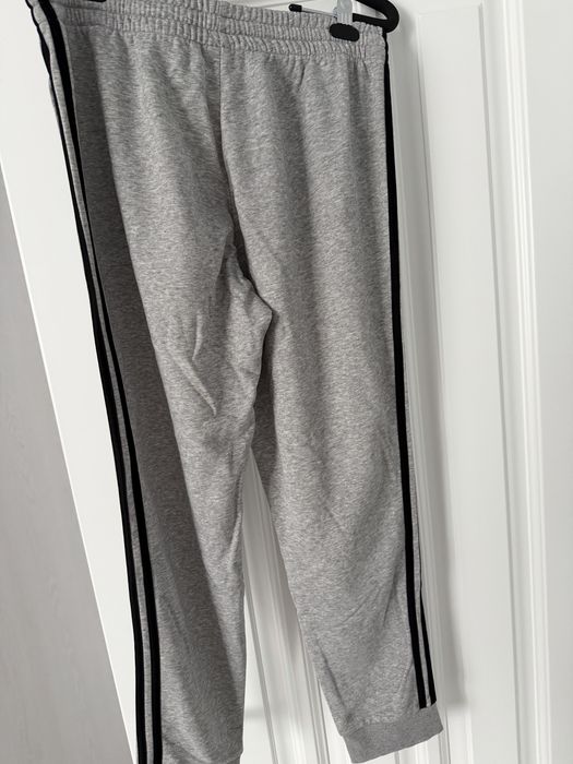 Чоловічий спортивний костюм Adidas